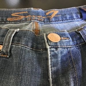 Seven Jeans good shape size 6